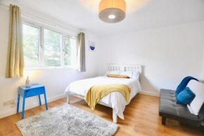 Full Apartment close to EXCEL Centre, London City Airport , O2 Arena